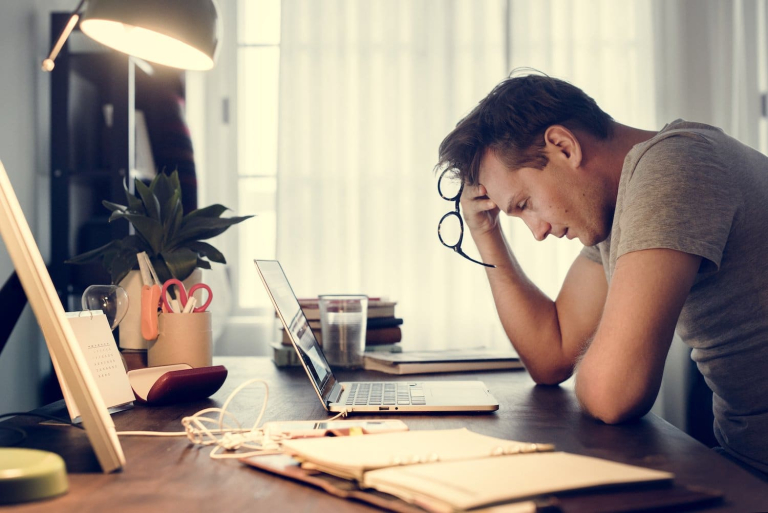 ۵ اشتباه رایج در خرید هاست وردپرس و راه‌های جلوگیری از آن