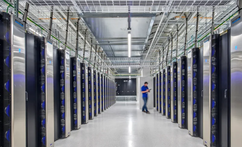 کالوکیشن (Colocation): سرمایه‌گذاری هوشمند در میزبانی حرفه‌ای داده‌ها